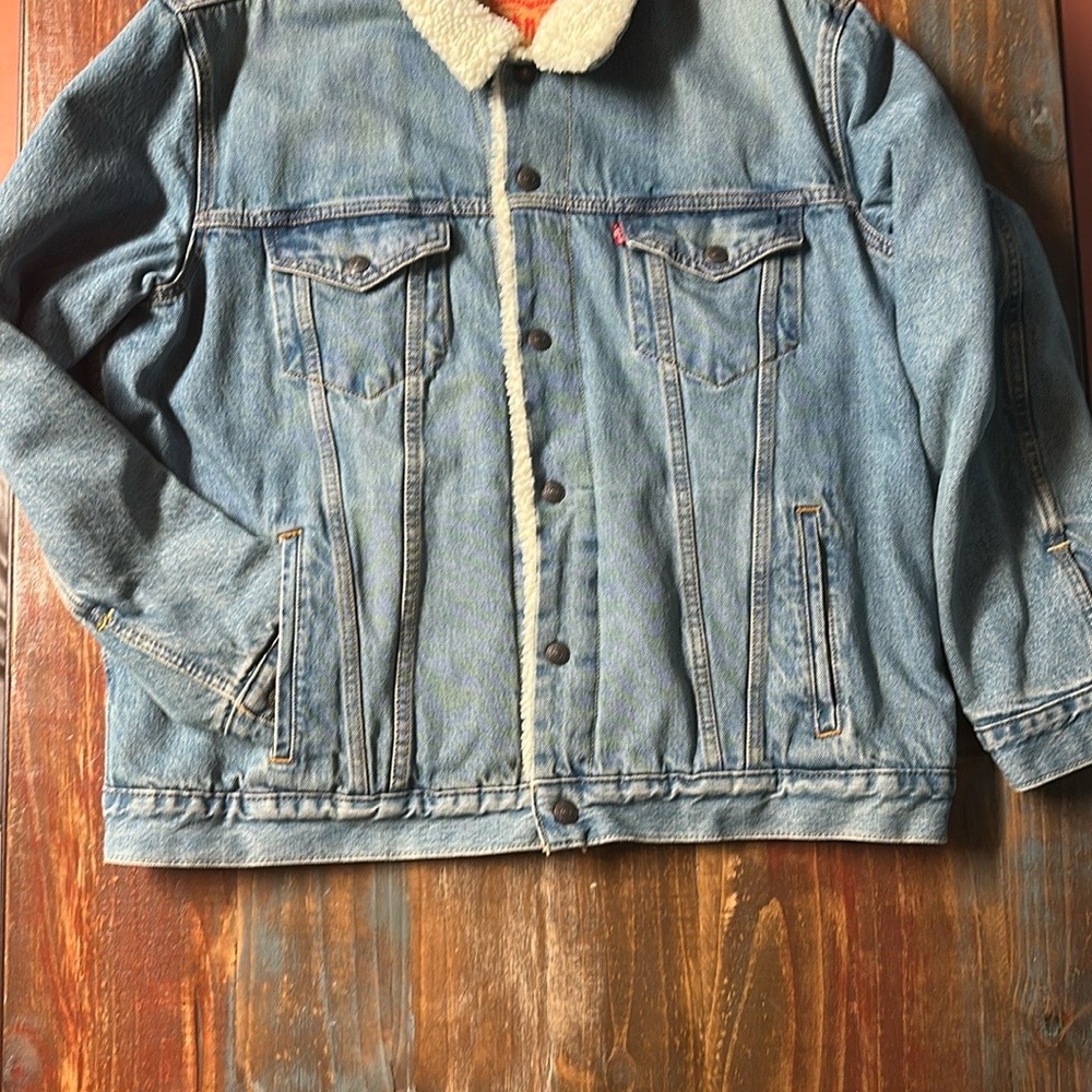Levi's Jean Trucker Jacket Men’s XL Sherpa lined Worn 1x EXCELLENT Condition